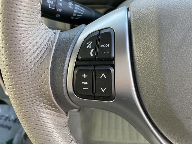 ［オートライト］AUTOに合わせておくだけで夜間や、トンネル内で自動でヘッドライトが点灯します！付け忘れ消し忘れがないので楽々☆