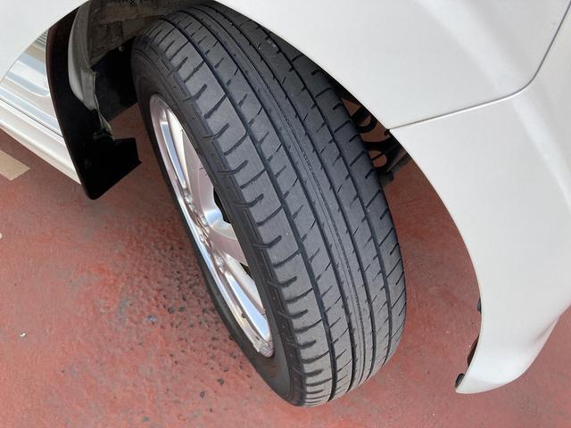 ［アルミホイール］足元が決まっていると印象もグッとよくなります♪溝も十分残っています☆
