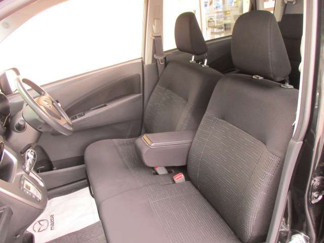 高年式車の場合、登録月により取得税額の変動が発生する場合がございます。1月と7月に課税基準価格の見直しがございます。
