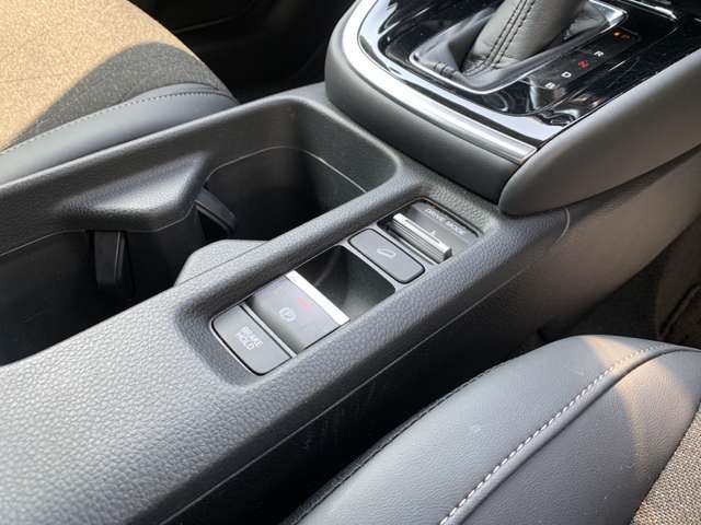 ★自社整備工場にて110項目納車整備実施！もちろん保証付き！アフターサービスもお任せ下さい！