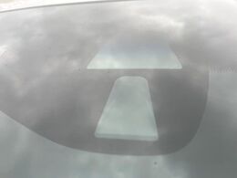 【ホンダセンシング】走行中に前方の車両等を認識し、衝突しそうな時は警報とブレーキで衝突回避と被害軽減をアシスト。より安全にドライブをお楽しみいただけます。