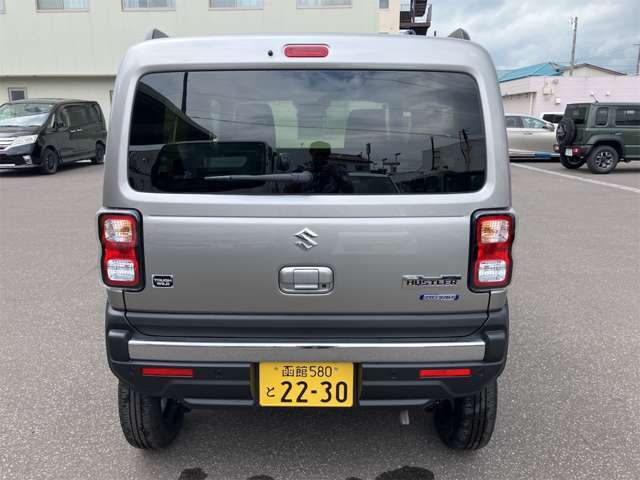 こちらのお車以外にも、在庫車多数ございますのでご覧になってください！
