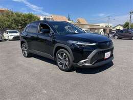 低燃費で環境にもやさしいハイブリッド車です。トヨタ専用診断機器でハイブリッドシステムを綿密に点検してあります！