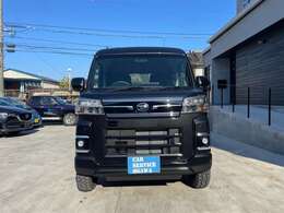 創業以来、当社ではたくさんのお車の整備をまかせて頂き、より豊かなかーライフをお客様に過ごしていただけるよう日々技術の向上に努めてまいりました。