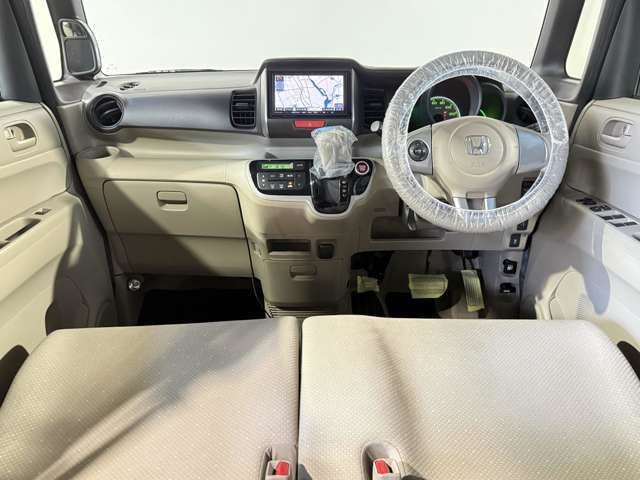 ☆TVCM放送中！総在庫450台！全車修復歴なし！安心の保証・オイル交換2年間無料・納車クリーニング・除菌・ウィルス99.9％除去など特典がたくさん。自社の指定整備工場完備！