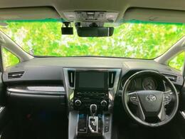 「この車の写真をもっと見たい」「状態が気になる」「この装備はついている？」どんな小さな疑問でもお気軽にお問い合わせください！