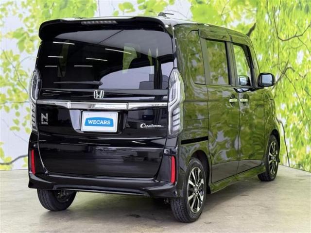 全国に店舗を展開しているのでどこでもお取り寄せが可能です！この車が気になるけど遠方だから・・・と諦める必要はありません！※別途陸送費が必要です。