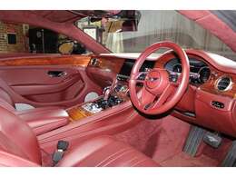 ベントレーコンチネンタルGT W12が入庫しました。