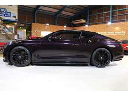 その圧 倒的な存在感と洗練されたディテールをぜひご覧ください。