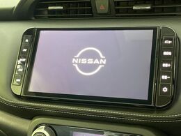 【大画面ナビ】人気の大型9インチナビを装備。存在感のある大画面はインパクト大！ナビ利用時のマップ表示は見やすく、テレビやDVDは臨場感がアップ！いつものドライブがグッと楽しくなります♪