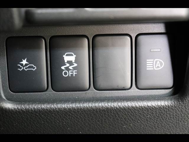 ◆自動車登録業務につきましても、従来は外部の行政書士にアウトソーシングすることが多い業務ですが、自社行政書士が行い費用を軽減しております！