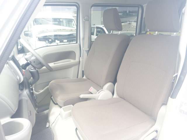 高品質車両はもちろん！高品質だからこそ低価格にしたい！！お客様と同じ気持ちで一生懸命頑張ります！！ホームページ　http://www.jobcars.jp