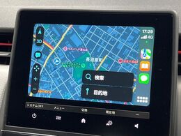 ●Apple　Car　Play：スマホとの有線接続で、ナビ・オーディオ再生などスマホのアプリ機能が画面でも使える便利機能です！