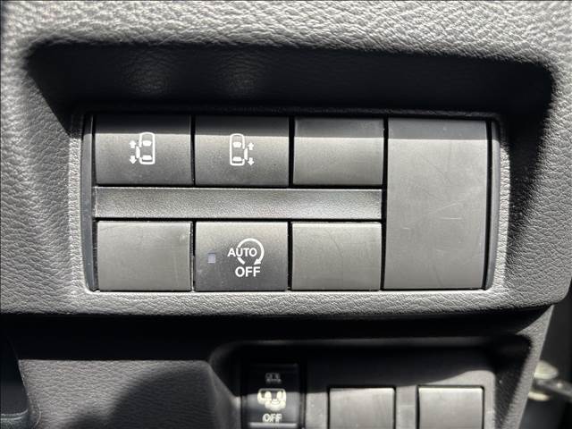 ご納車後も安心、安全なお車にお乗りいただく為にお得な保証パックもご用意しております。軽スマイルは、ご成約から納車後までお客様の大切なお車のサポートをさせていただきます！