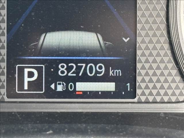 ☆内外装クリーニング☆車の隅々まで徹底的にクリーニングを行っておりますので内外装ともに綺麗な状態でご納車いたします！