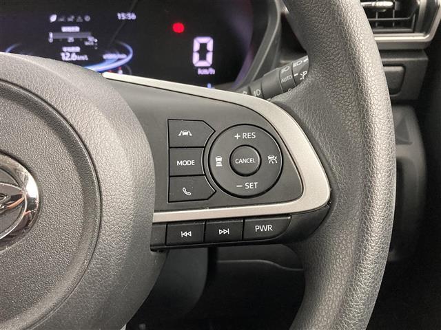 気になる車はすぐにお問い合わせください！画面右側の0066から始まる無料ダイヤルからお問い合わせ下さい！専門スタッフがお車のご質問にお答えいたします！