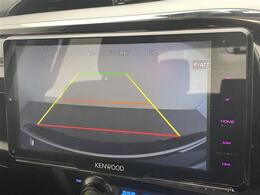 【バックカメラ】駐車時に後方がリアルタイム映像で確認できます。大型商業施設や立体駐車場での駐車時や、夜間のバック時に大活躍！運転スキルに関わらず、今や必須となった装備のひとつです！