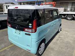 車両後方右側からの様子。外装ポリマー加工済にてキレイに仕上がっています。