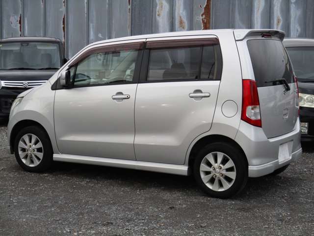 とても調子の良い車両です。クリーニングをしてお渡しいたします。快適にお乗りいただけます。諸費用すべて含め、この金額。かなりお買い得かと思います。