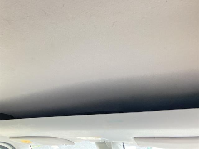 エンジンオイルやエレメント交換、タイヤ交換などお車の日々のメンテナンスも重要。定期的なメンテナンスもお任せください！