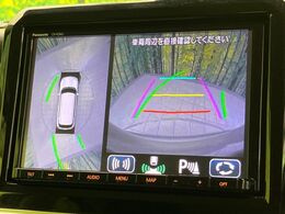 【全方位モニター用カメラ】専用のカメラにより、上から見下ろしたような視点で360度クルマの周囲を確認することができます☆死角部分も確認しやすく、狭い場所での切り返しや駐車もスムーズに行えます。
