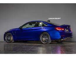 サーキット走行と日常使いのバランスを取った高性能モデルであるCS。どんな場面でも刺激的な駆け抜ける歓びを体感出来ます！