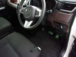 スマートキーは、1本です。有料ですが増やせます