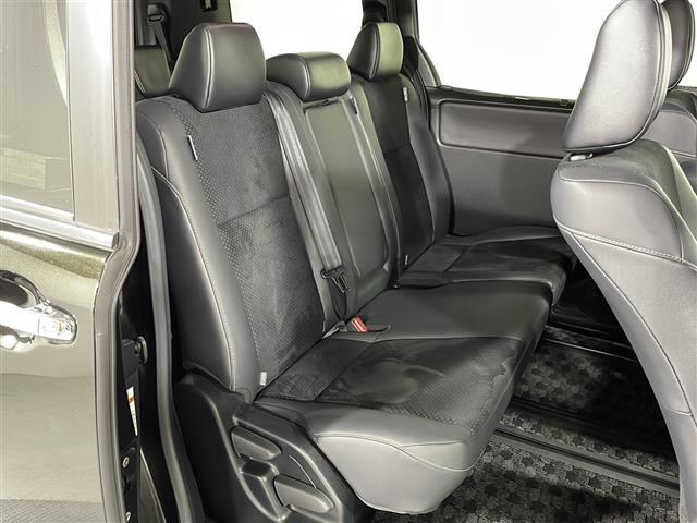 【2列目シート】現車の確認はお電話でも承っております。【ハリアー/エクストレイル/ヴェゼル/C-HR/プリウス/シエンタ/オデッセイ/SUV/ミニバン/コンパクト/ハイブリッド】続々入庫中！