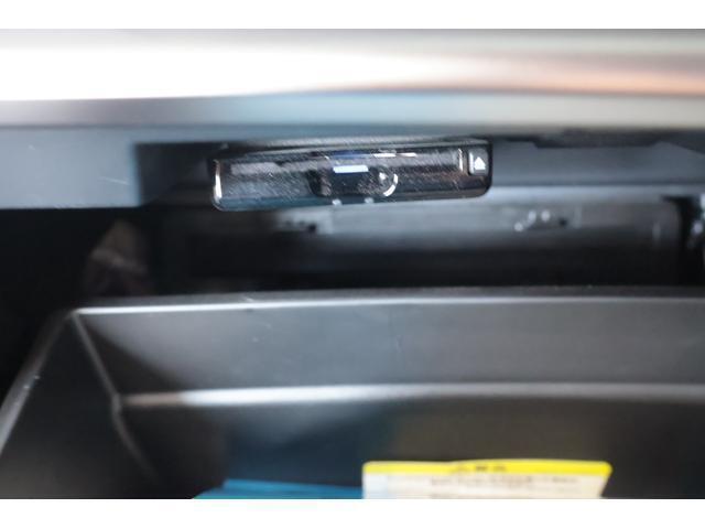 高速道路の必需品ETCも装備しています。車外からは見えない位置に装着されています。