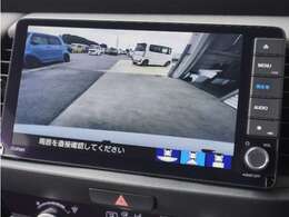 ◆バックカメラ◆リバースにするだけで映ります、後方の安全確認や、狭い駐車場での車庫入れ、雨の日や夜間など視界の悪い時に便利です！安全にバックする為には欠かせない装備です。