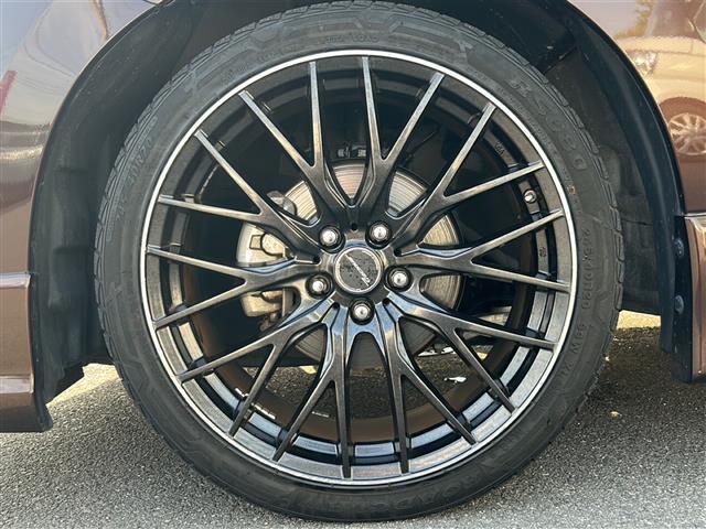 みなさまのお車選びのお手伝いをさせてください！スタッフ一同心よりご来店、お問い合わせをお待ちしております！お車探しはガリバー11号丸亀店におまかせください！【無料通話】TEL：0120ー951ー329まで