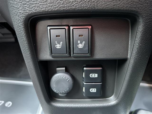 ★営業時間★　【定休日は水曜日・木曜日です】営業時間は10：00～18：30になっております。お気軽にお問い合わせください！！