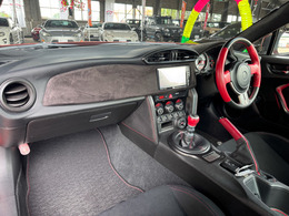 モデリスタフルエアロ　柿本マフラー　ストラーダナビ/フルセグ/DVD/Bluetooth　バックカメラ　ETC　スマートキー　プッシュスタート　HID　フォグライト　トランクスポイラー　純正17AW