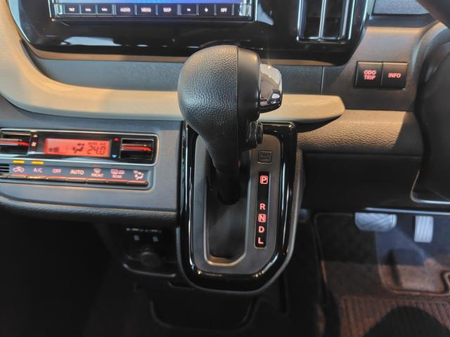 ギアはCVTです。