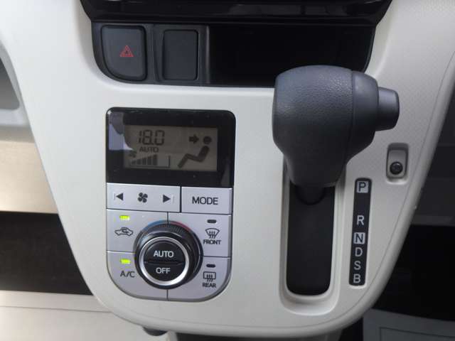 5AGS車　A/T車とM/T車のいいところを取り入れたトランスミッション装備です。