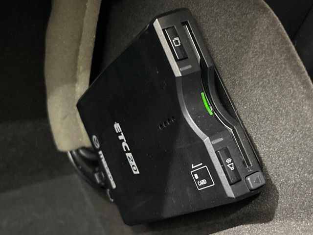 【ETC】高速道路の料金所をストレスなく通過！話題のスポットやサービスエリアに多い「スマートIC」利用時は必須のアイテムです。当店でセットアップを実施、ご納車当日からすぐにご利用いただけます！