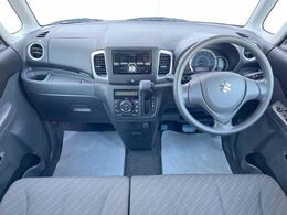 グループ総在庫数約30，000台！！全国の系列店からメーカー・車種問わずご紹介出来るので、あなたにピッタリのお車が見つかるはずです♪まずはお問い合わせ下さい☆