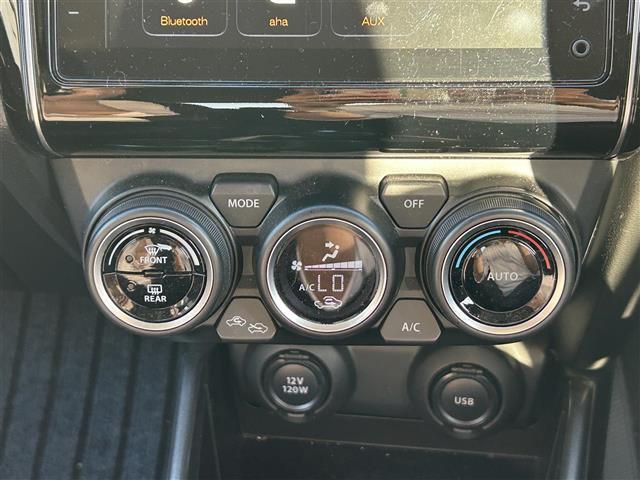 気になる車はすぐにお問い合わせください！画面右側の0066から始まる無料ダイヤルからお問い合わせ下さい！専門スタッフがお車のご質問にお答えいたします！