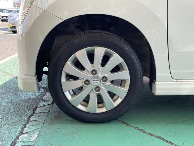◆納車整備◆整備付きのお車はご納車前に点検整備を実施の上、ご納車をさせて頂いております。皆様に安心してお乗り頂けるように務めています！アフターフォローも充実のカーポート佐々木に是非お任せください(^^)