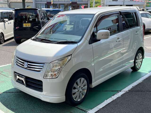 カーポート佐々木グループでは、福山市/府中市で7店舗で年間2000台以上のお車の販売をさせていただいております♪　アフターフォローも充実のカーポート佐々木グループに是非ご相談ください(*^^*)