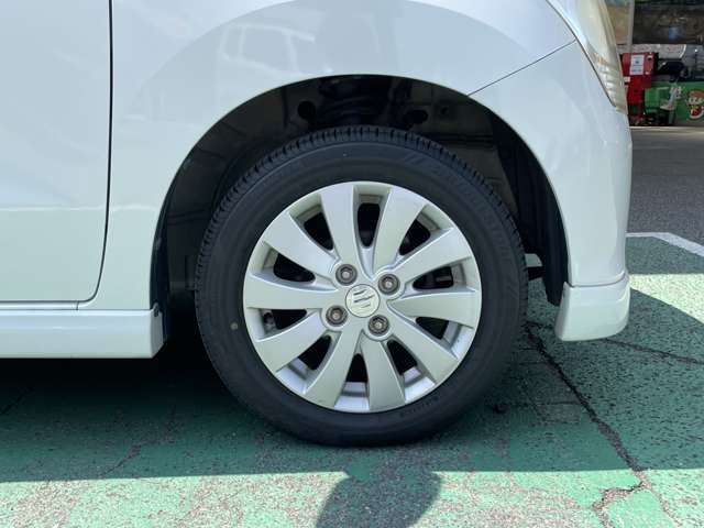 ◆ルームクリーニング◆ご納車時に洗車清掃は行いますが…　　やっぱり中古車は匂いや汚れが気になる...(@_@)　そんな不安を和らげるルームクリーニングも施工が可能です(*^^*)　ぜひぜひご相談ください。