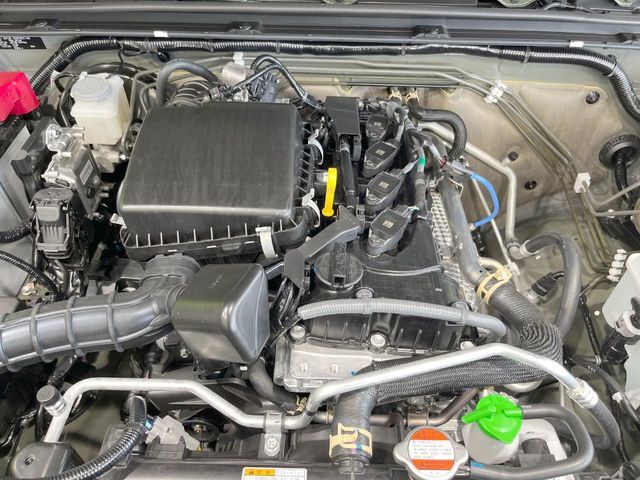 親切・丁寧な専門メカニックスタッフが応対！・車検・点検整備・事故等の修理などアフターサービスも安心。お車のカスタマイズもネクステージのサービススタッフまでご相談ください！