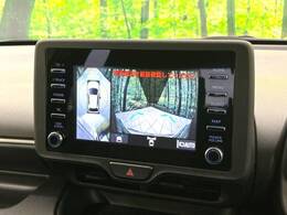 【パノラミックビューモニター】専用のカメラにより、上から見下ろしたような視点で360度クルマの周囲を確認することができます☆死角部分も確認しやすく、狭い場所での切り返しや駐車もスムーズに行えます。