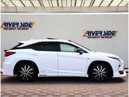 神奈川でお車を探すなら リバーサイド 。