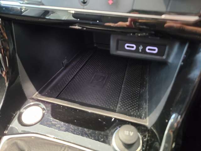 ☆ワイヤレス充電可能です☆