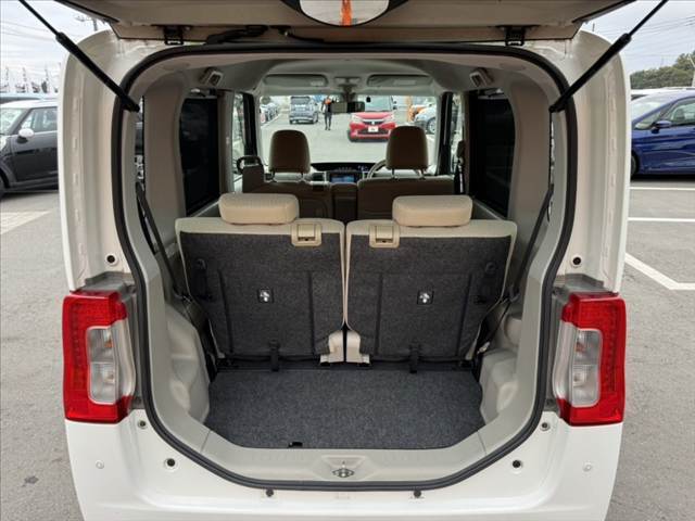 店頭ではBUDDICA PHOENIX（バディカフェニックス）のグッズ、キッズコーナーも完備、選べるフリードリンクを準備してお待ちしております♪無料査定いつでも実施中★予約いただくとスムーズです★