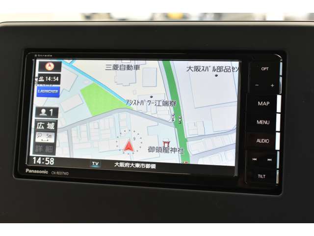 【ナビゲーション】ワイドで明るい液晶画面、簡単な操作方法、多機能ナビゲーション。知らない街でも安心です。