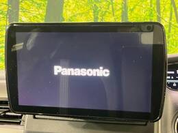 【ディスプレイオーディオ】お手持ちのスマートフォンとの連携で、ナビや音楽再生など各種アプリを使用可能。スマホに近い感覚でお使いいただけます♪