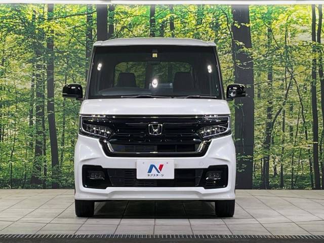 弊社では、全車『修復歴なし』のお車のみ取り扱っております。専任バイヤーによる厳選した仕入れの後、入庫後の車両チェックを行い、ネクステージが認定した高品質な中古車をご提供しております。