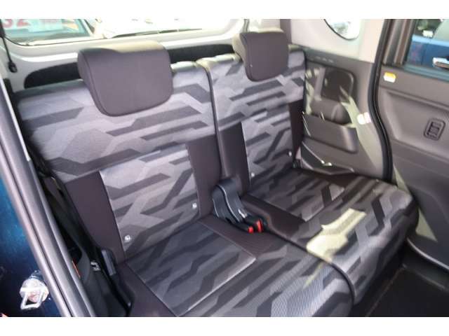 在庫車は店舗を移動している場合がございますので、御来店前に在庫の確認をして頂きます事をお勧めいたしております。